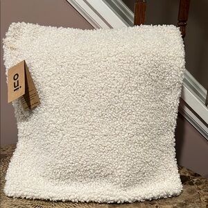 Indigo OUI Boucle Pillow Cover